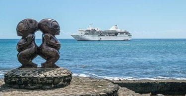 Paul Gauguin axe ses nouvelles croisières 2020 autour de la culture polynésienne. Au programme : diverses conférences avec des historiens et des artistes qui retraceront l'histoire de la Polynésie au fil des ans